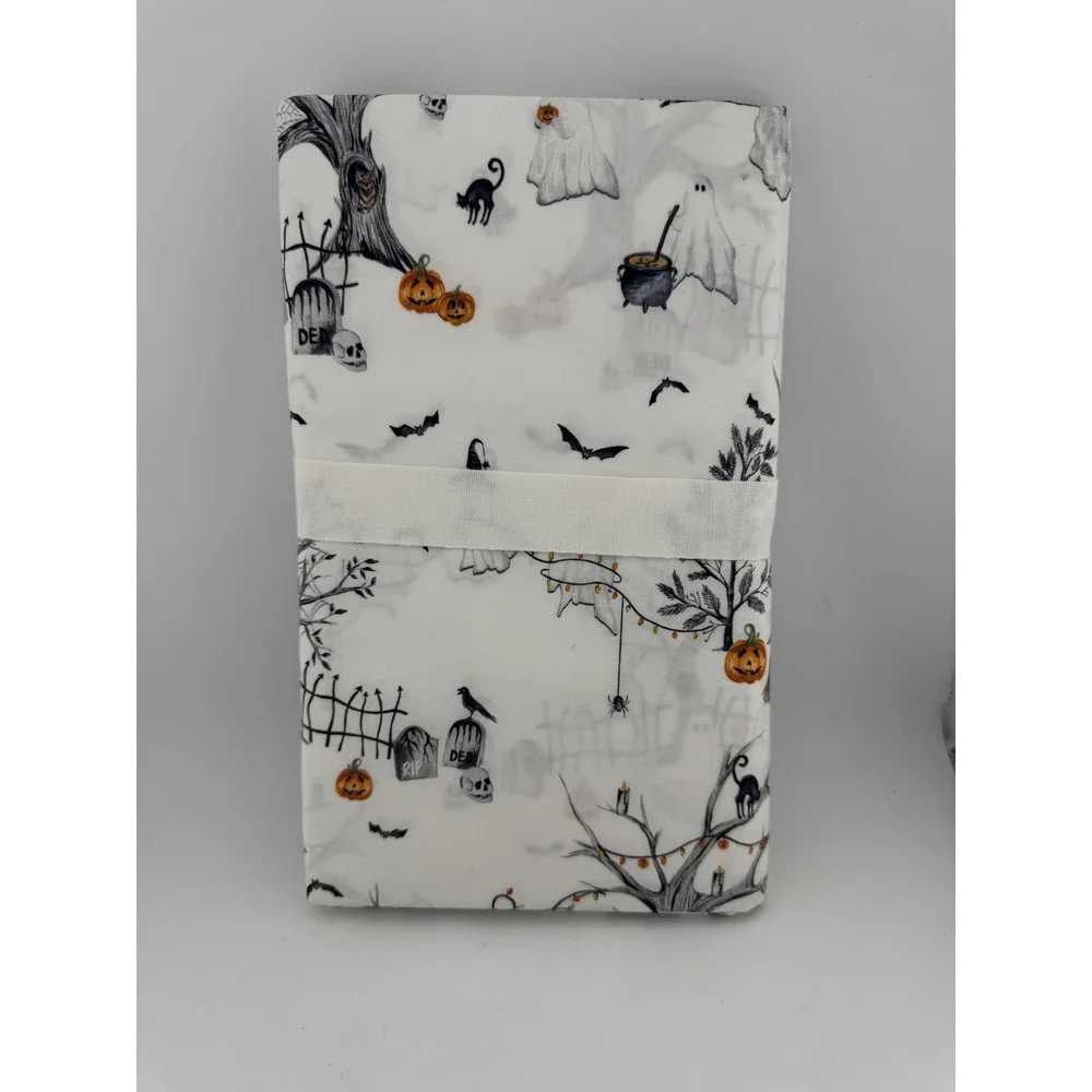 Pottery‎ Barn Scary Squad Pillowcase Set Standard White Halloween NWT (1944)